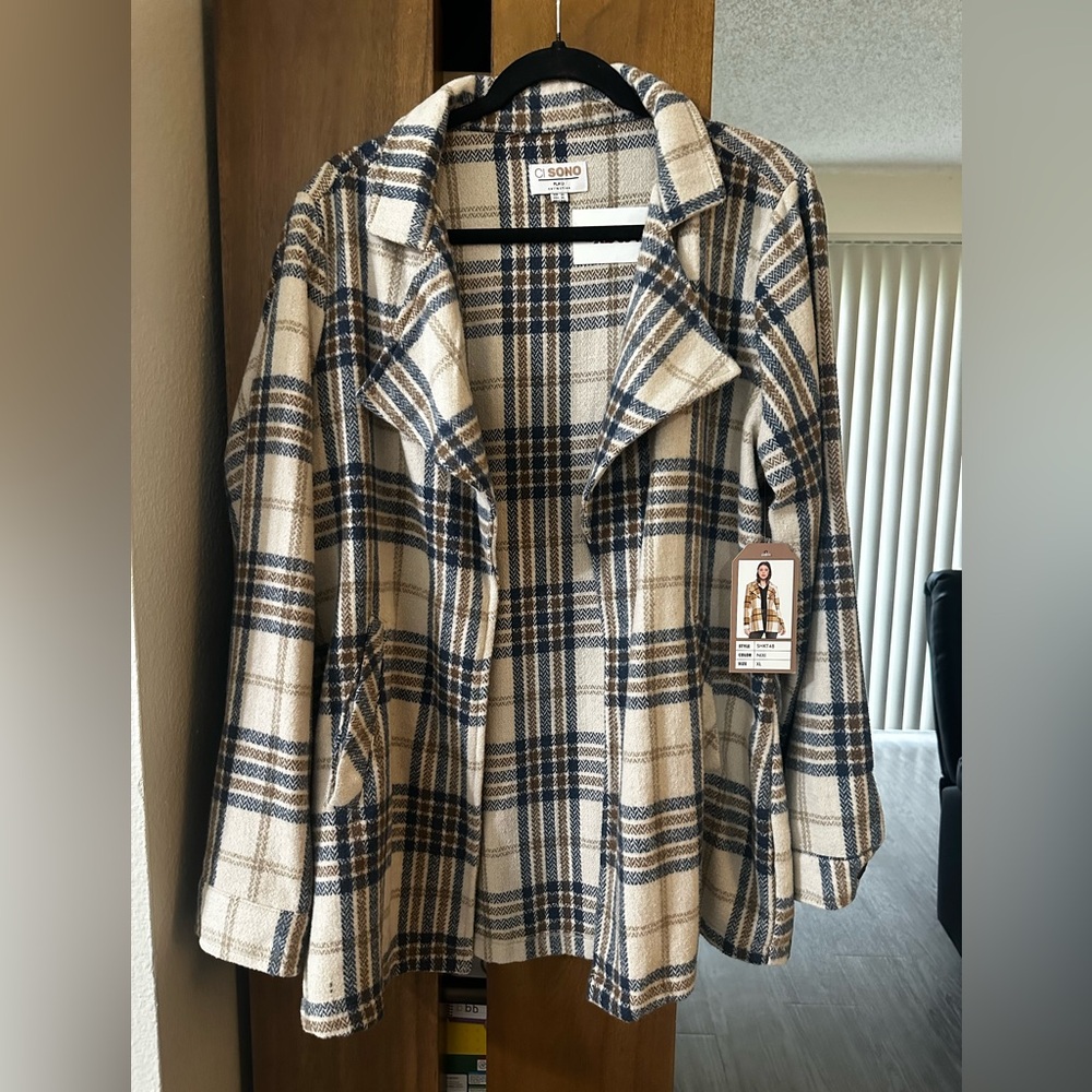 NWT Blue and Cream Plaid Coat Blazer
